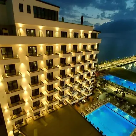 Brilliant & Szálloda 5*