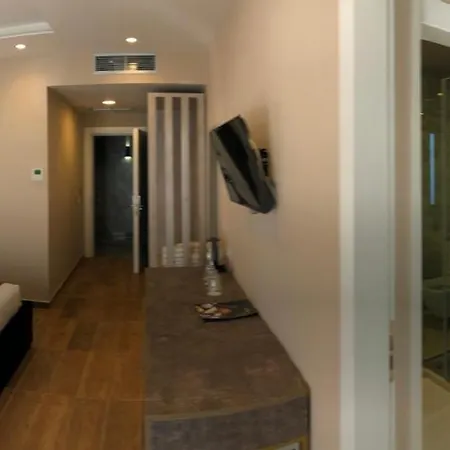 Hotel Brilliant & 5*