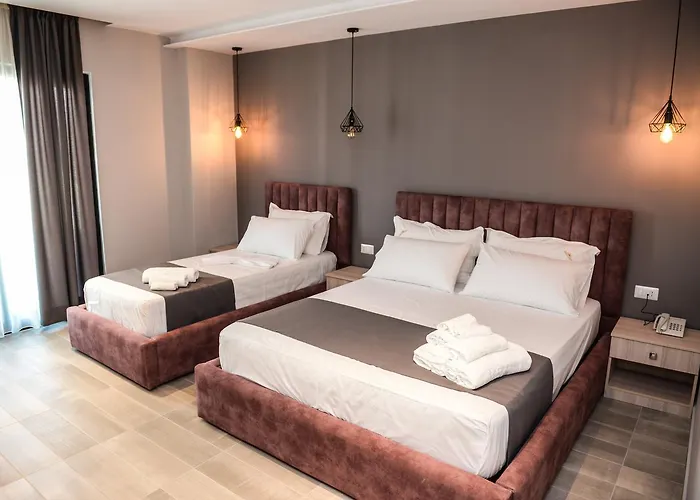 Hotell Brilliant & Golem (Tirana)