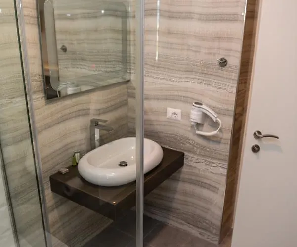 Brilliant & Hotell 5*