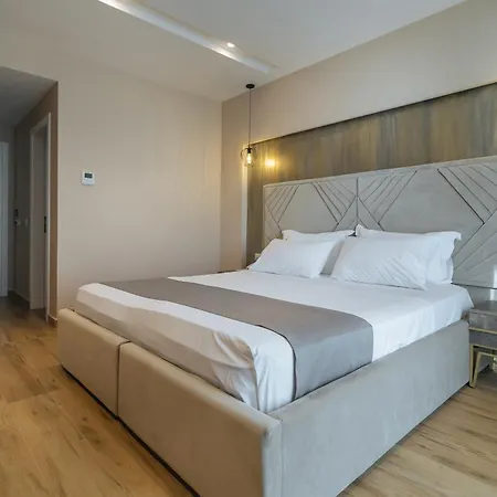 Otel Brilliant & Golem (Tirana)