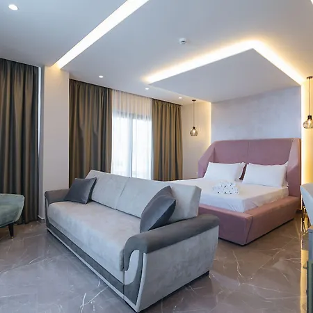 Brilliant & Hotel
