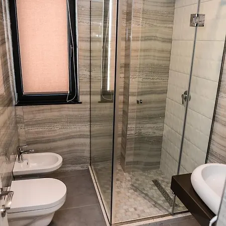 Brilliant & 5* Golem (Tirana)
