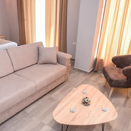 Brilliant & Otel Golem (Tirana)