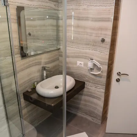 Brilliant & 酒店 5*