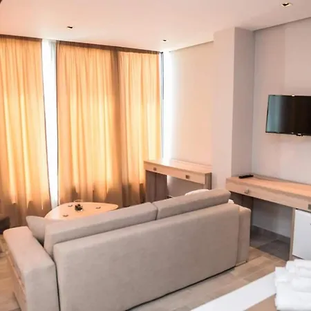 Brilliant & Otel Golem (Tirana)
