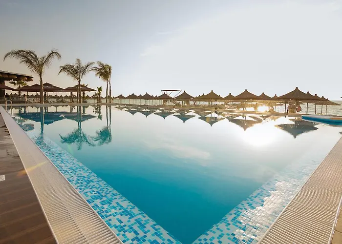 Brilliant Hotel&spa Golem (Tirana)